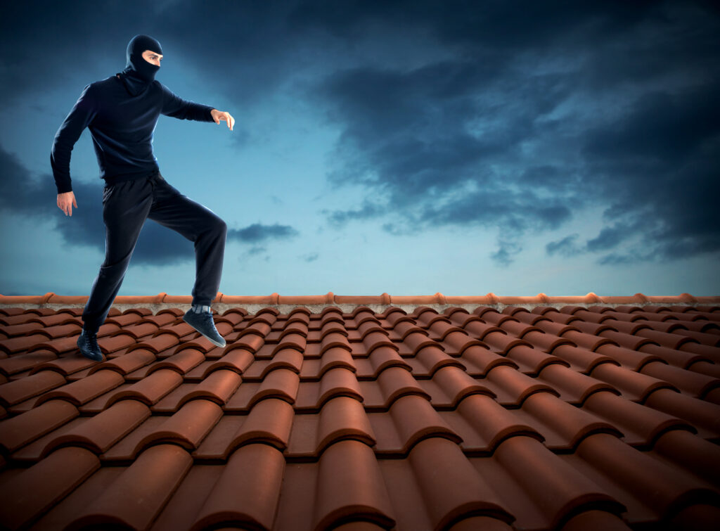 Roofing Scams and How to Avoid them in Lethbridge, AB